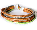 Armband i l�der.