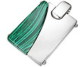 H�nge i st�l. M�tt cirka 28 x 20 mm.