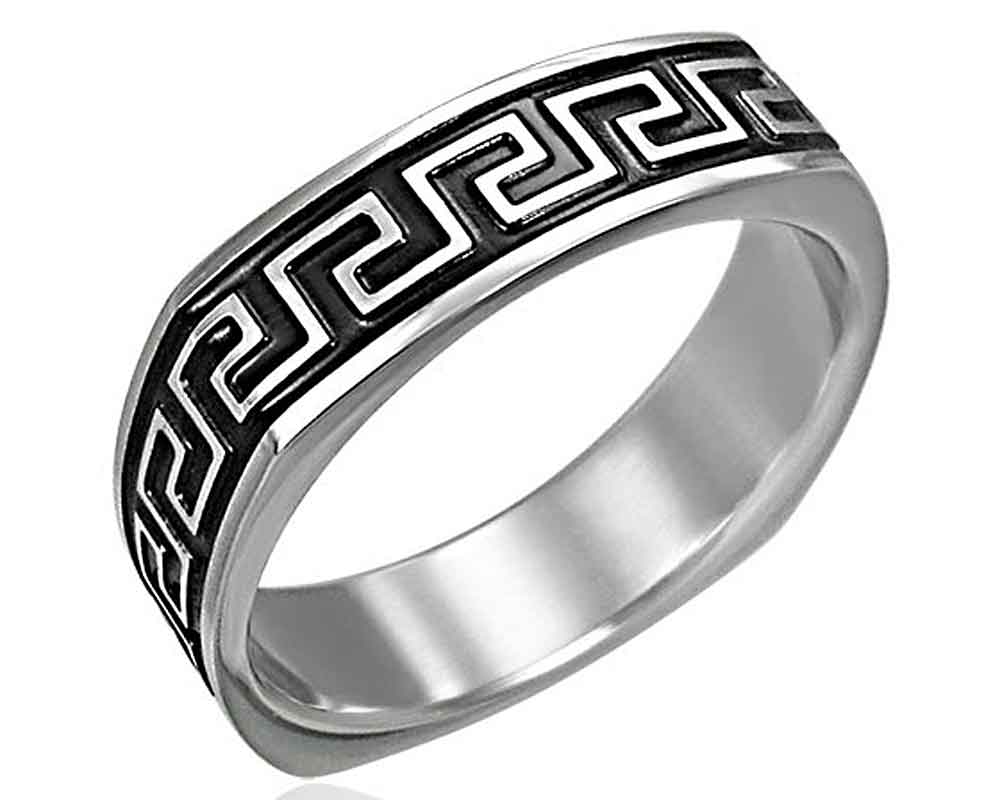Ring i stål.