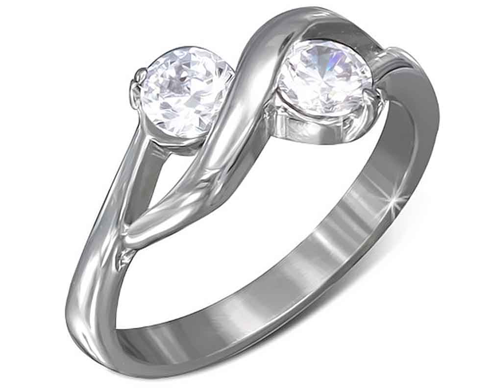 Ring i stål.