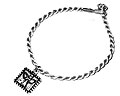 Armband med text på nätet. Längd 16-17 cm.