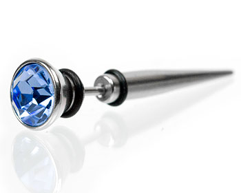 Fake öronpiercing på nätet. Kirurgiskt stål. Mått cirka 1.2x 5 mm. Totallängd cirka 40 mm.