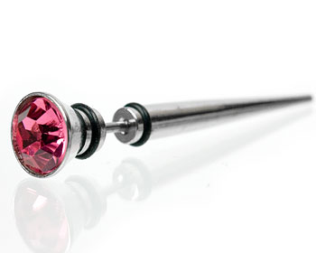 Fake piercing online. Kirurgiskt stål. Mått cirka 1.2x5 mm. Totallängd cirka 40 mm.