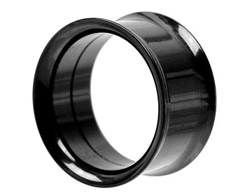Svart tunnelpiercing. 18 mm.