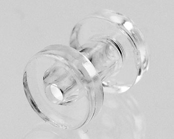 Öronpiercing. 4 mm.